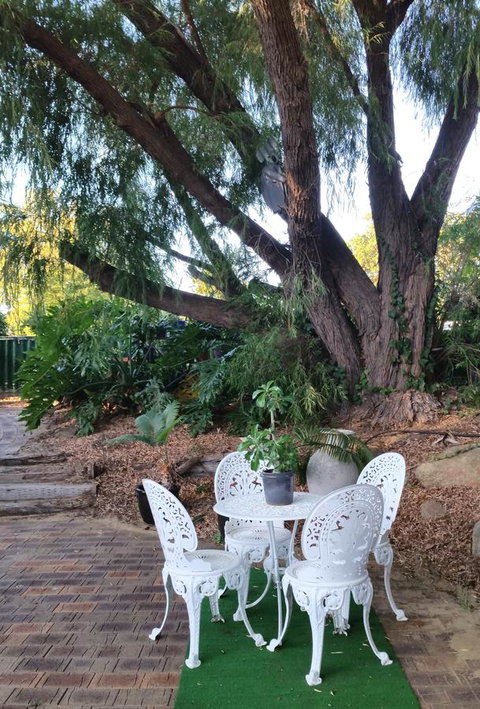 Jacaranda Hideaway Bed & Breakfast - New South Wales Tourism  15