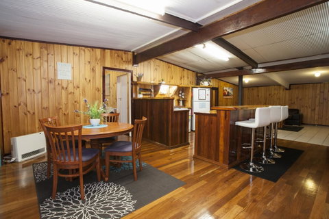 Rustic Retreat Esperance - New South Wales Tourism  11
