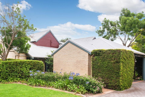 Bayshore Beachside Resort - New South Wales Tourism  23