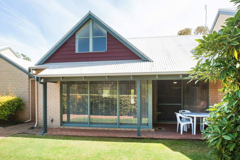 Bayshore Beachside Resort - New South Wales Tourism  25