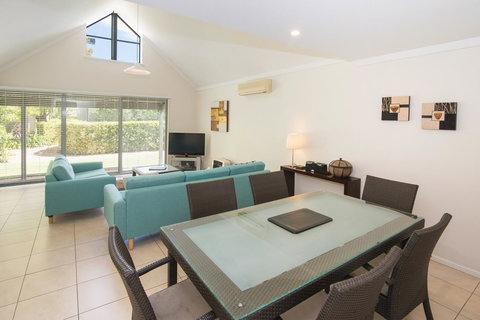 Bayshore Beachside Resort - New South Wales Tourism  29