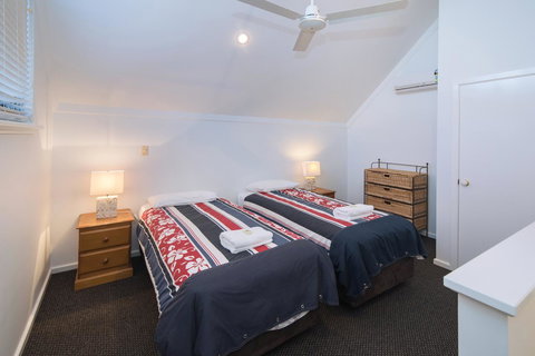 Bayshore Beachside Resort - New South Wales Tourism  2