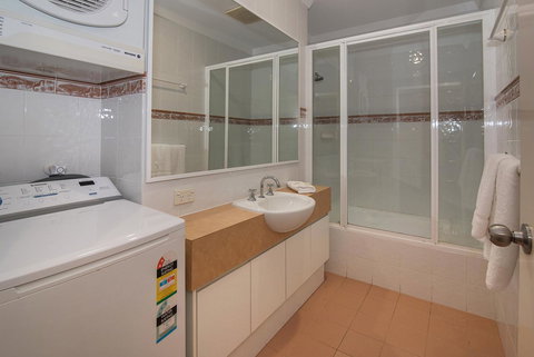 Bayshore Beachside Resort - New South Wales Tourism  35