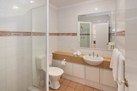 Bayshore Beachside Resort - New South Wales Tourism  44