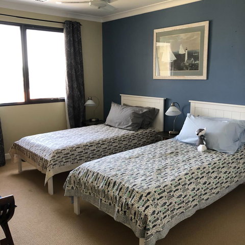 Mullaloo Beachfront Retreat - New South Wales Tourism  9