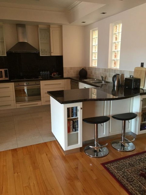 West End District Apartments - New South Wales Tourism  20