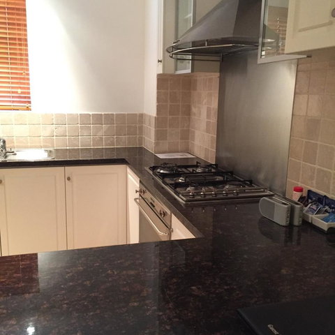 West End District Apartments - New South Wales Tourism  13