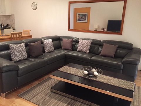 West End District Apartments - New South Wales Tourism  1