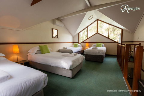 Riverglen Chalets - New South Wales Tourism  34