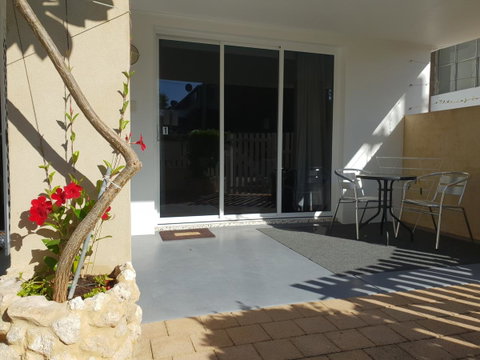 Stirling Apartments - Studio 1 - New South Wales Tourism  7