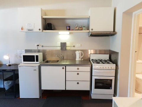 Stirling Apartments - Studio 1 - New South Wales Tourism  1