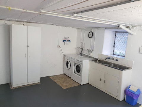 Stirling Apartments - Studio 1 - New South Wales Tourism  9