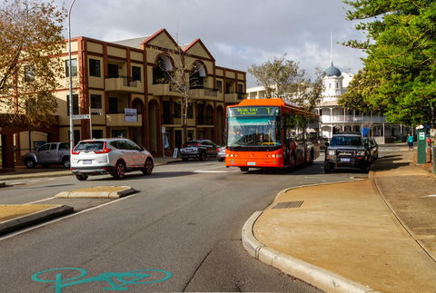 Fremantle Beach Backpackers - New South Wales Tourism  9