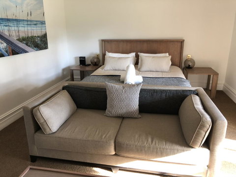 Caves Road Guest Houses - New South Wales Tourism  9