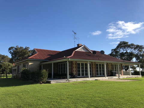 Caves Road Guest Houses - New South Wales Tourism  14