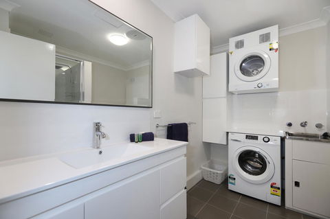 West Beach Lagoon 218 - Outstanding Value! - New South Wales Tourism  11