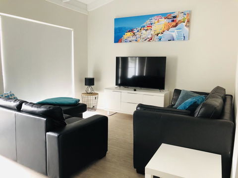 West Beach Lagoon 218 - Outstanding Value! - New South Wales Tourism  2
