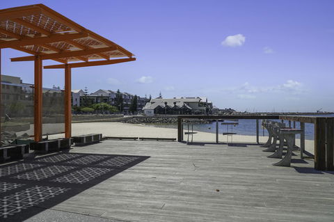 Luxury Suite Bunbury - New South Wales Tourism  18