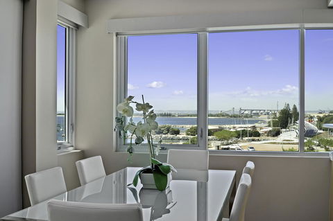 Luxury Suite Bunbury - New South Wales Tourism  6