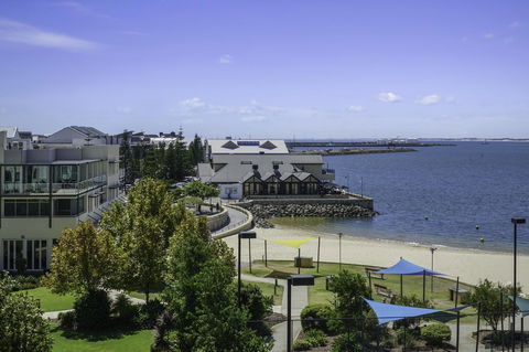 Luxury Suite Bunbury - New South Wales Tourism  0