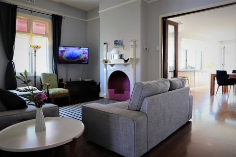 Fremantle Heritage Home For You To Enjoy! - New South Wales Tourism  17