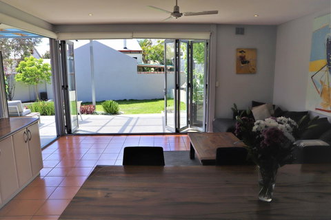 Fremantle Heritage Home For You To Enjoy! - New South Wales Tourism  11