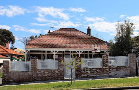 Fremantle Heritage Home For You To Enjoy! - New South Wales Tourism  0