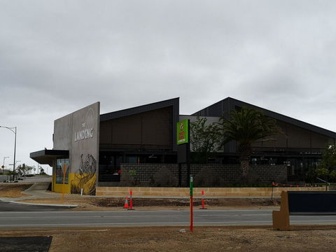 Alkimos Beach Cottage - New South Wales Tourism  1