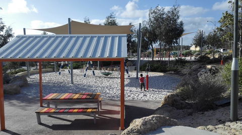 Alkimos Beach Cottage - New South Wales Tourism  15