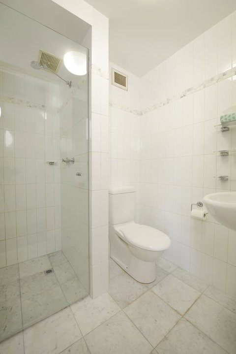 Sullivans Hotel - New South Wales Tourism  9