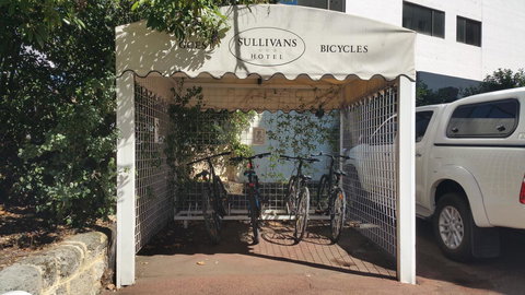 Sullivans Hotel - New South Wales Tourism  36