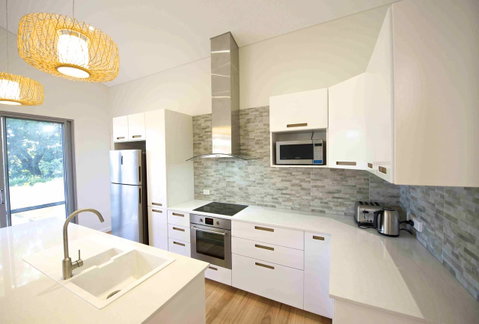 Sunny Blinco Street House - New South Wales Tourism  6