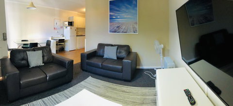 West Beach Lagoon 107 - Great Value - New South Wales Tourism  5