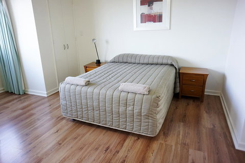 Studio 208 With Ocean Views - New South Wales Tourism  4