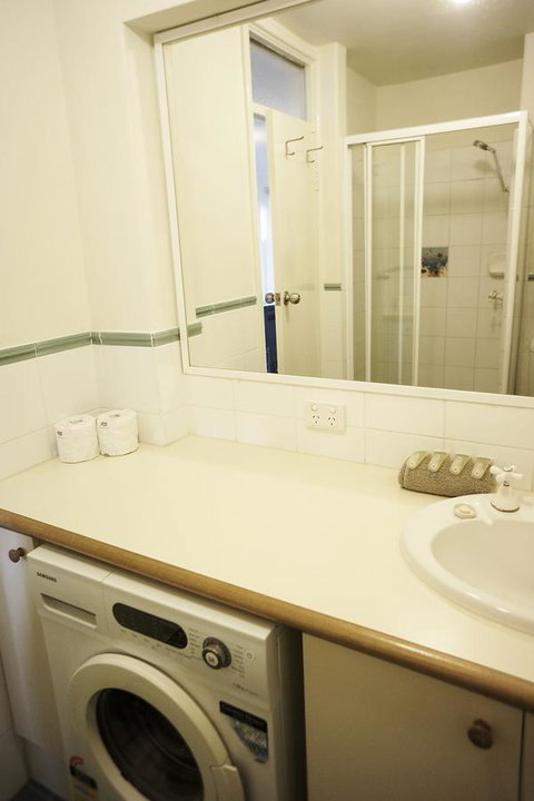 Studio 208 With Ocean Views - New South Wales Tourism  15