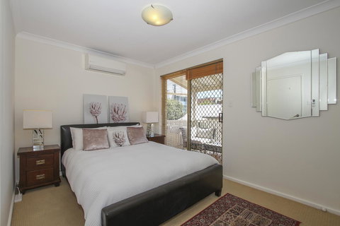 Leederville Townhouse - New South Wales Tourism  3