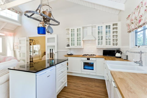 Quiet Escapes Cottages - New South Wales Tourism  21