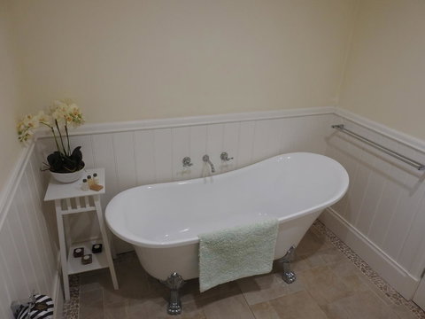 Quiet Escapes Cottages - New South Wales Tourism  7