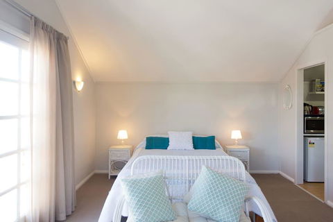 Fremantle Local Beach Studio - New South Wales Tourism  14