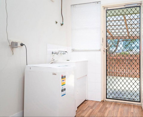 The Bluff Point - New South Wales Tourism  9