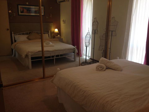 â˜… Stylish Family Home! â˜… - New South Wales Tourism  9