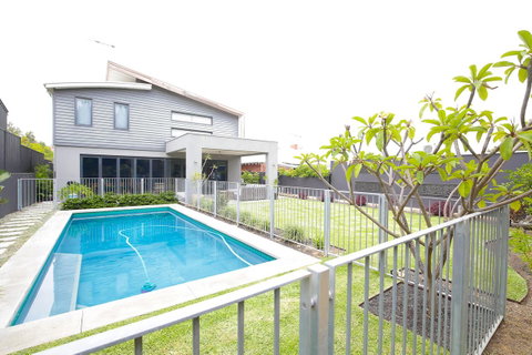 The Pool House - Fremantle - New South Wales Tourism  1