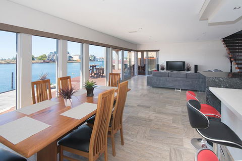 Oceans Edge - Busselton - New South Wales Tourism  9