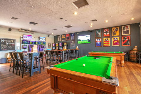 Nightcap At Wanneroo Tavern - New South Wales Tourism  5