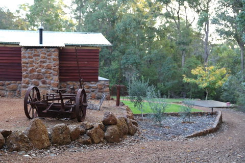 Nannup Bush Retreat - New South Wales Tourism  25