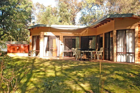 Yelverton Brook Conservation Sanctuary - New South Wales Tourism  7
