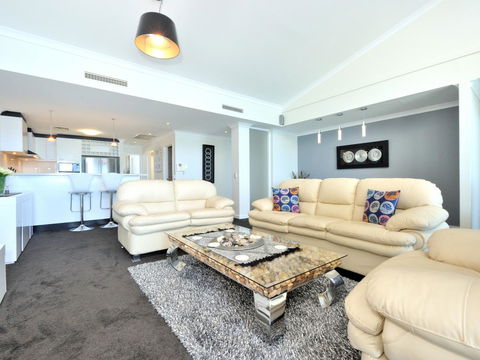 Nautilus By Rockingham Apartments - New South Wales Tourism  16