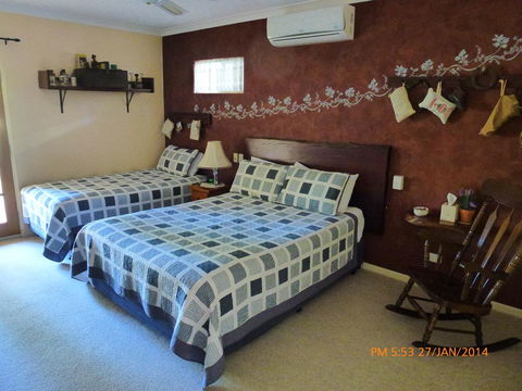 Armadale Cottage Bed & Breakfast - New South Wales Tourism  29