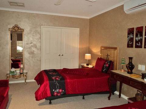 Armadale Cottage Bed & Breakfast - New South Wales Tourism  21