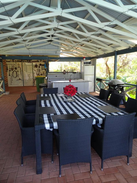 Majestichomestead B&B - New South Wales Tourism  19